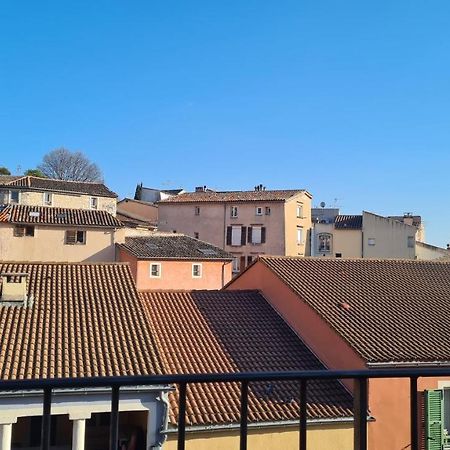 Appartement Charmant En Provence Draguignan Bagian luar foto